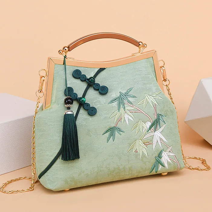 Chinese Style Disc Buckle Decorate Pure Handmade Bag Fringe Chain Peony Women Shoulder Crossbody Bag Chic Lady Women's Handbags
Chinese Style Disc Buckle Decorate Pure Handmade Bag Fringe Chain Peony Women Shoulder Crossbody Bag Chic Lady Women's Handbags