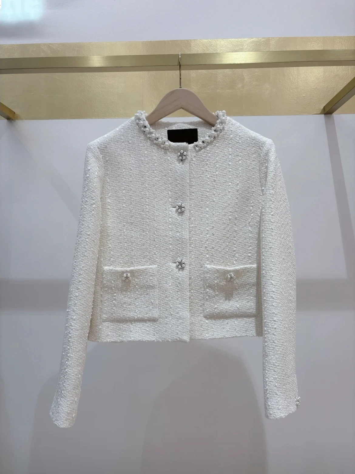 Heidd Early Spring 2026 Pearl Rhinestone Decorated White Small Fragrance Style Tweed Jacket Women's Luxury Fashion Short Coat
Heidd Early Spring 2026 Pearl Rhinestone Decorated White Small Fragrance Style Tweed Jacket Women's Luxury Fashion Short Coat