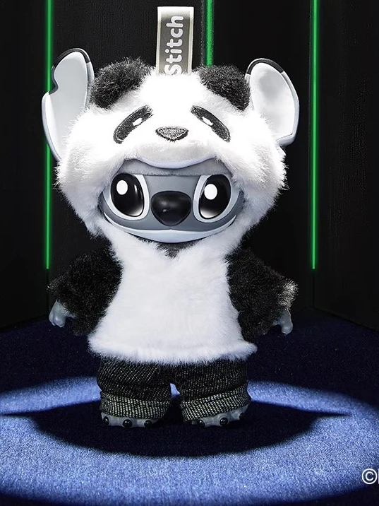 Аутентичная уличная одежда Stitch GenZ, ограниченная серия, виниловая плюшевая игрушка-сумка с изображением панды, милый подарок на день рождения
Аутентичная уличная одежда Stitch GenZ, ограниченная серия, виниловая плюшевая игрушка-сумка с изображением панды, милый подарок на день рождения
