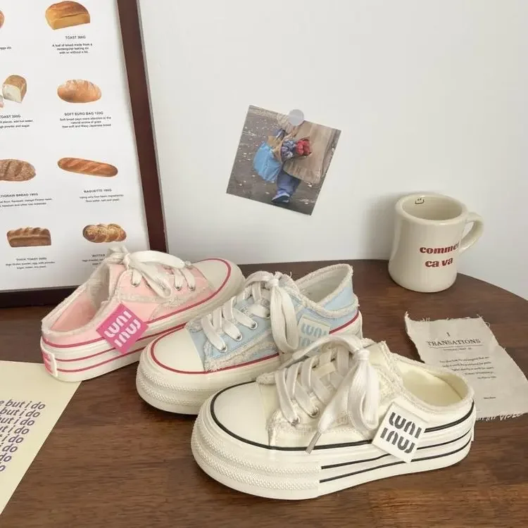Canvas Shoes Women Platform Sneakers New Ins Tide Korean Version Casual Female White Lace Up Skateboard
Canvas Shoes Women Platform Sneakers New Ins Tide Korean Version Casual Female White Lace Up Skateboard