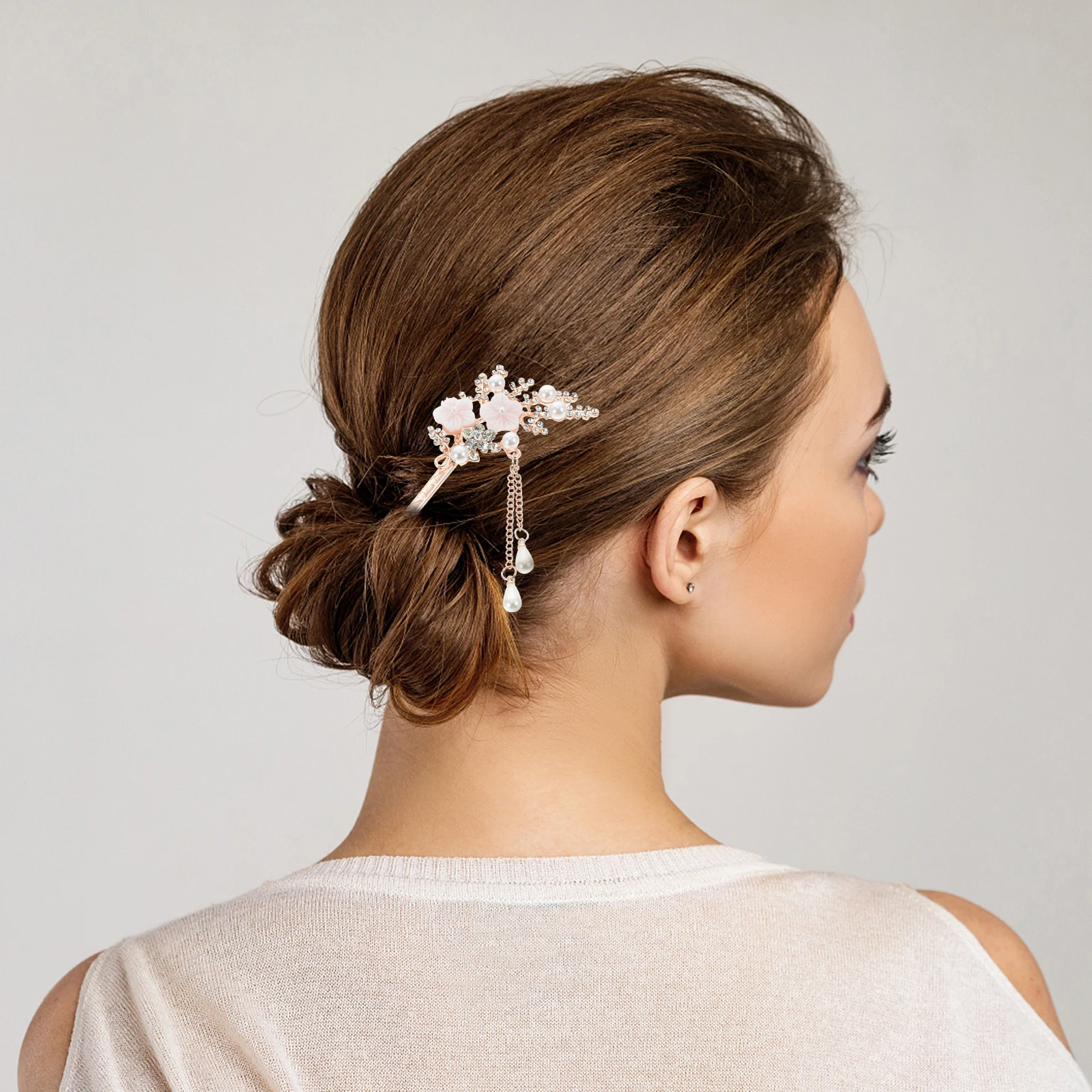 Ethnic Hairpin Pearl Rhinestone Flower Tassel Alloy Stick Clips Chopstick Hair Accessories Stylish Wedding Birthday
Ethnic Hairpin Pearl Rhinestone Flower Tassel Alloy Stick Clips Chopstick Hair Accessories Stylish Wedding Birthday