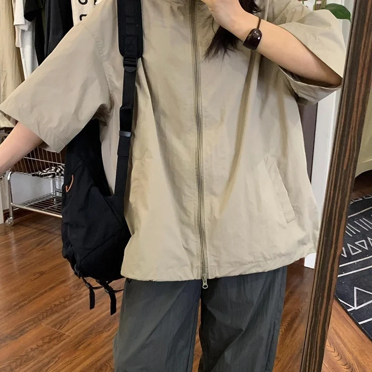 Женские куртки, элегантные университетские пояса, простой классический бомбер на молнии, осенняя верхняя одежда в стиле ретро, пальто, женское свободное пальто с длинным рукавом
Женские куртки, элегантные университетские пояса, простой классический бомбер на молнии, осенняя верхняя одежда в стиле ретро, пальто, женское свободное пальто с длинным рукавом