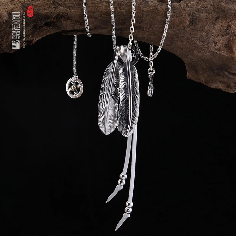 S925 Silver Feather Necklace Men's European and American trendsetters Same Style Eagle Leaf Pendant Women's Rope Sweater Chain
S925 Silver Feather Necklace Men's European and American trendsetters Same Style Eagle Leaf Pendant Women's Rope Sweater Chain