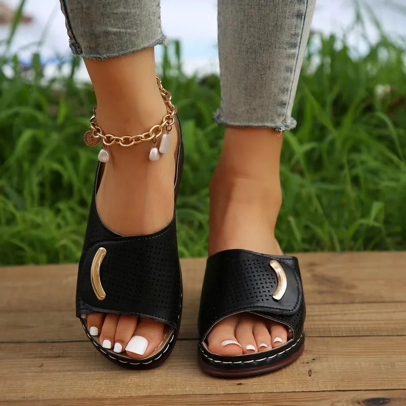 2024 New Women's Summer Slippers Wedges Open Toe Beach Sandals Causal Comfort Heeled Slides
2024 New Women's Summer Slippers Wedges Open Toe Beach Sandals Causal Comfort Heeled Slides