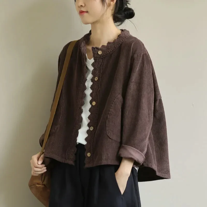Loose Literary Long-sleeved Round Neck Women's Jacket 2024 Spring New Solid Color Corduroy Lace All-match Short Jacket Stitching
Loose Literary Long-sleeved Round Neck Women's Jacket 2024 Spring New Solid Color Corduroy Lace All-match Short Jacket Stitching