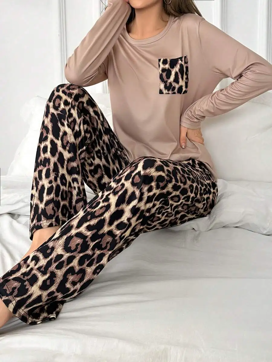 Womens Leopard Print Long Sleeve Pajama Set With Pocket, Autumn Winter Sleepwear
Womens Leopard Print Long Sleeve Pajama Set With Pocket, Autumn Winter Sleepwear