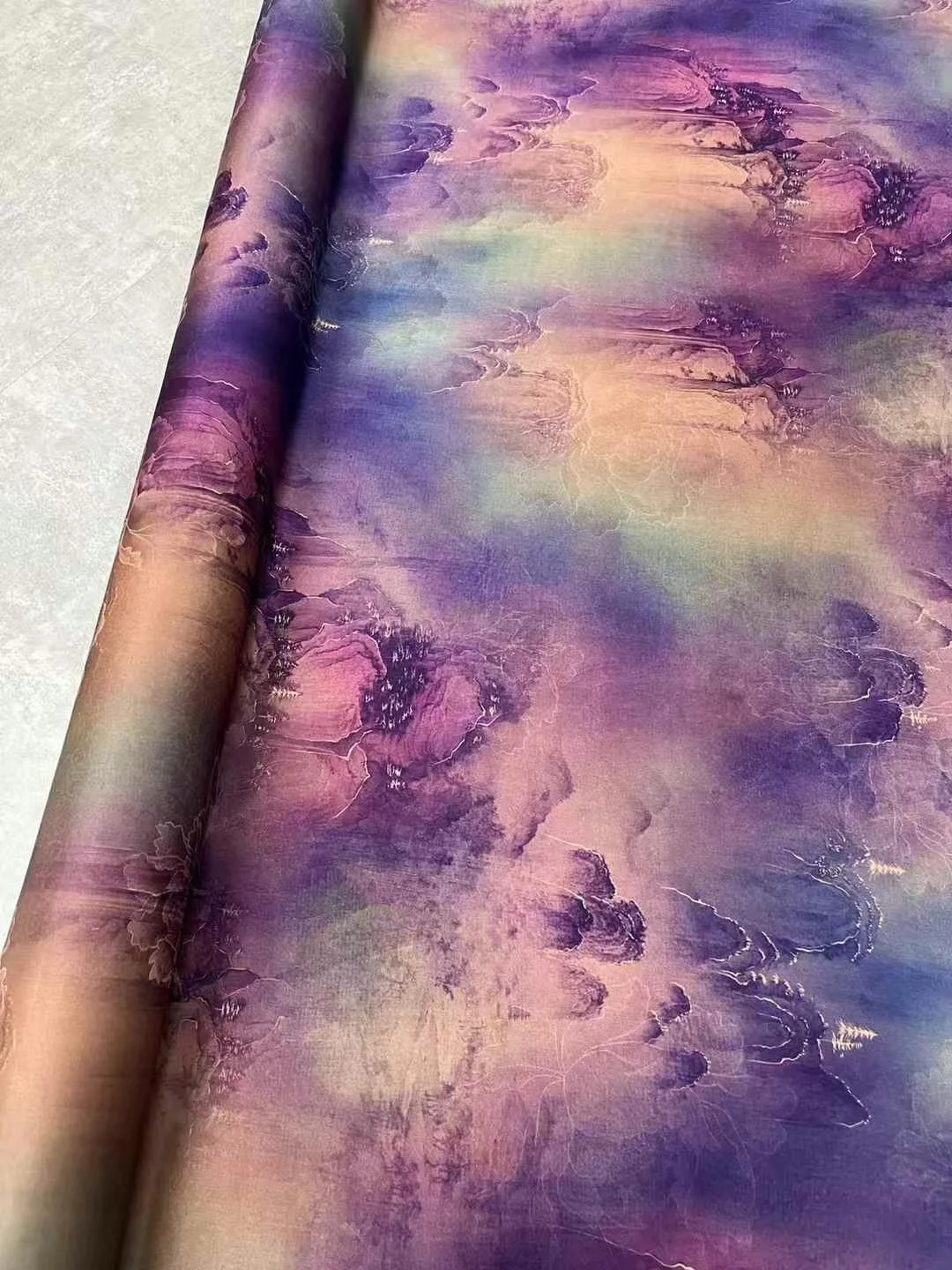 New Arrival Red Cloud Silk Velvet Fabric Dyed Landscape Dress Home Fabric Sponge Pad Handcraft DIY
New Arrival Red Cloud Silk Velvet Fabric Dyed Landscape Dress Home Fabric Sponge Pad Handcraft DIY