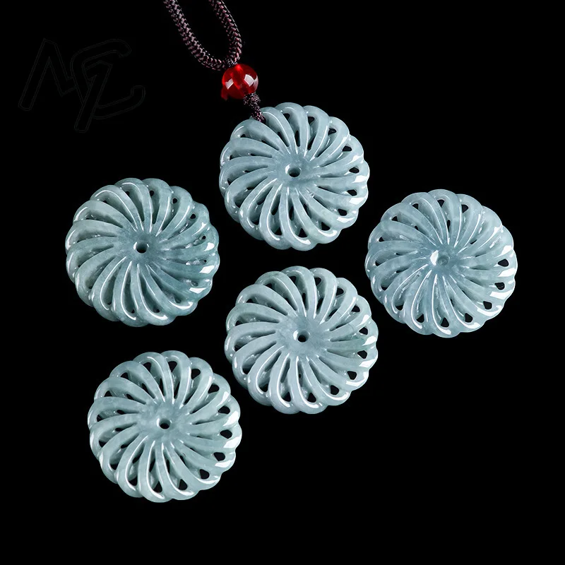Natural Blue Water Real Jadeite Kaleidoscope Pendant Necklace Gemstone Stone Carved Jewelry Burmese Jade Women Charm Gifts
Natural Blue Water Real Jadeite Kaleidoscope Pendant Necklace Gemstone Stone Carved Jewelry Burmese Jade Women Charm Gifts