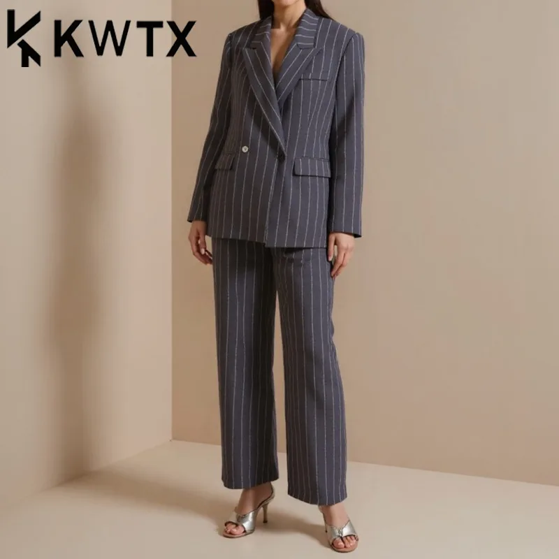 KWTX Women’s Casual 2-Piece Pant Suit Gray Stripe Lapel Slim Fit Office Elegant Luxury Designer SS25 Fashion
KWTX Women’s Casual 2-Piece Pant Suit Gray Stripe Lapel Slim Fit Office Elegant Luxury Designer SS25 Fashion