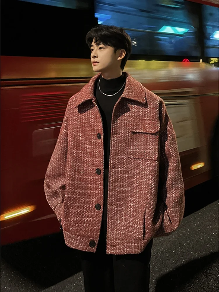 Autumn Winter Men's Woolen Jaet Casual Loose Fit Turn-down Collar Korean Sle Loose Casual Coat Windproof Thiened
Autumn Winter Men's Woolen Jaet Casual Loose Fit Turn-down Collar Korean Sle Loose Casual Coat Windproof Thiened