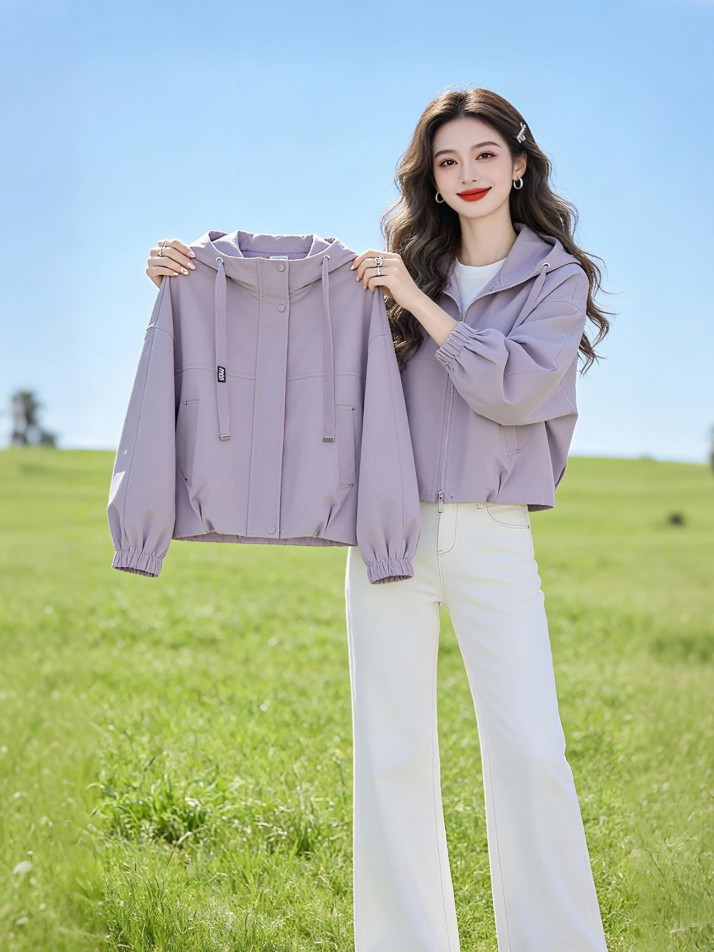 Casual Commuter Short Hooded Jacket Women's Fashion Slimming Loose Fit Spring Autumn New Style Korean Version Windbreaker
Casual Commuter Short Hooded Jacket Women's Fashion Slimming Loose Fit Spring Autumn New Style Korean Version Windbreaker