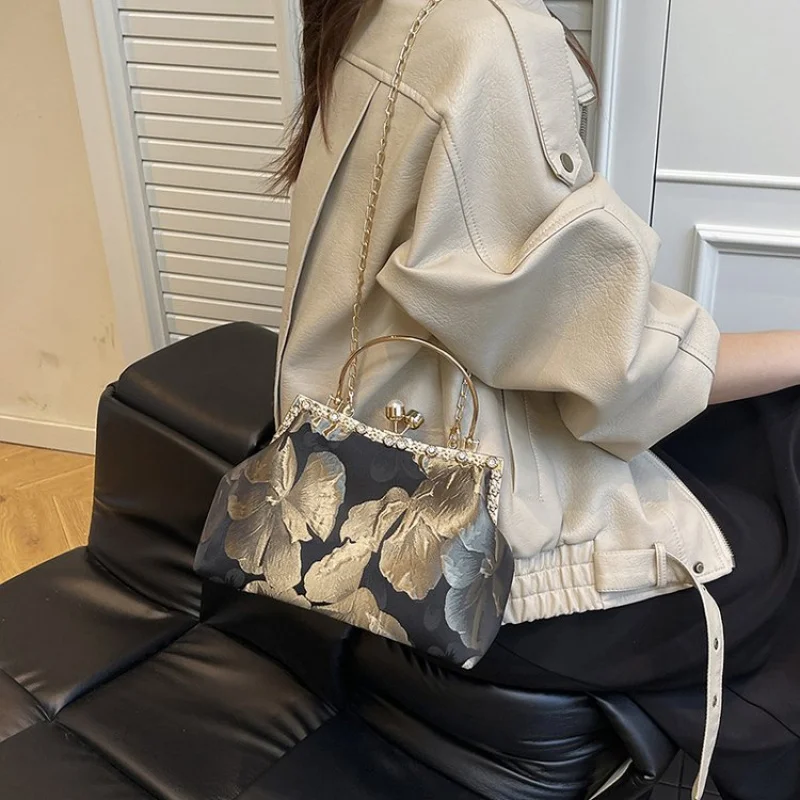 Best Superstar Show Minimalist Tote Bag For Women Business Casual With Elegant Design And Large Capacity
Best Superstar Show Minimalist Tote Bag For Women Business Casual With Elegant Design And Large Capacity