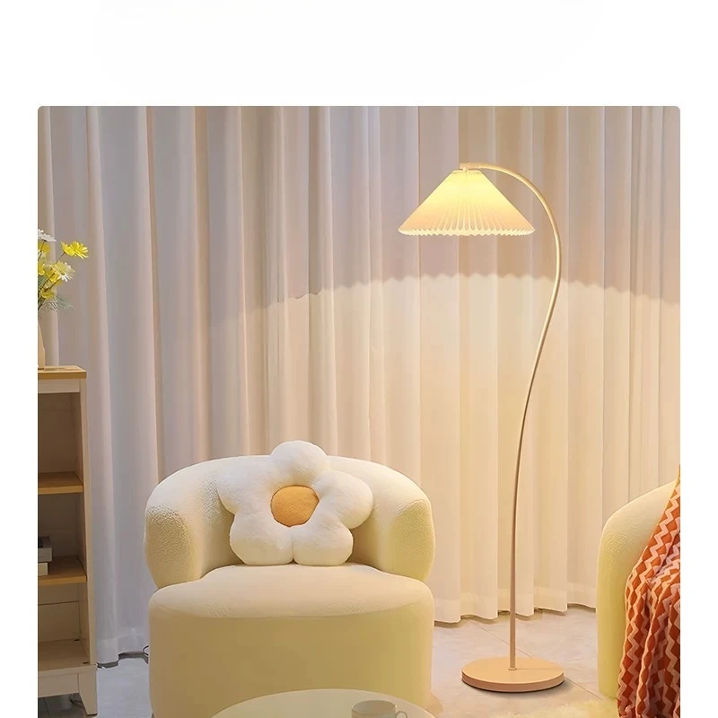 Pleated floor lamp Internet celebrity advanced atmosphere lamp High value fabric lighting
Pleated floor lamp Internet celebrity advanced atmosphere lamp High value fabric lighting