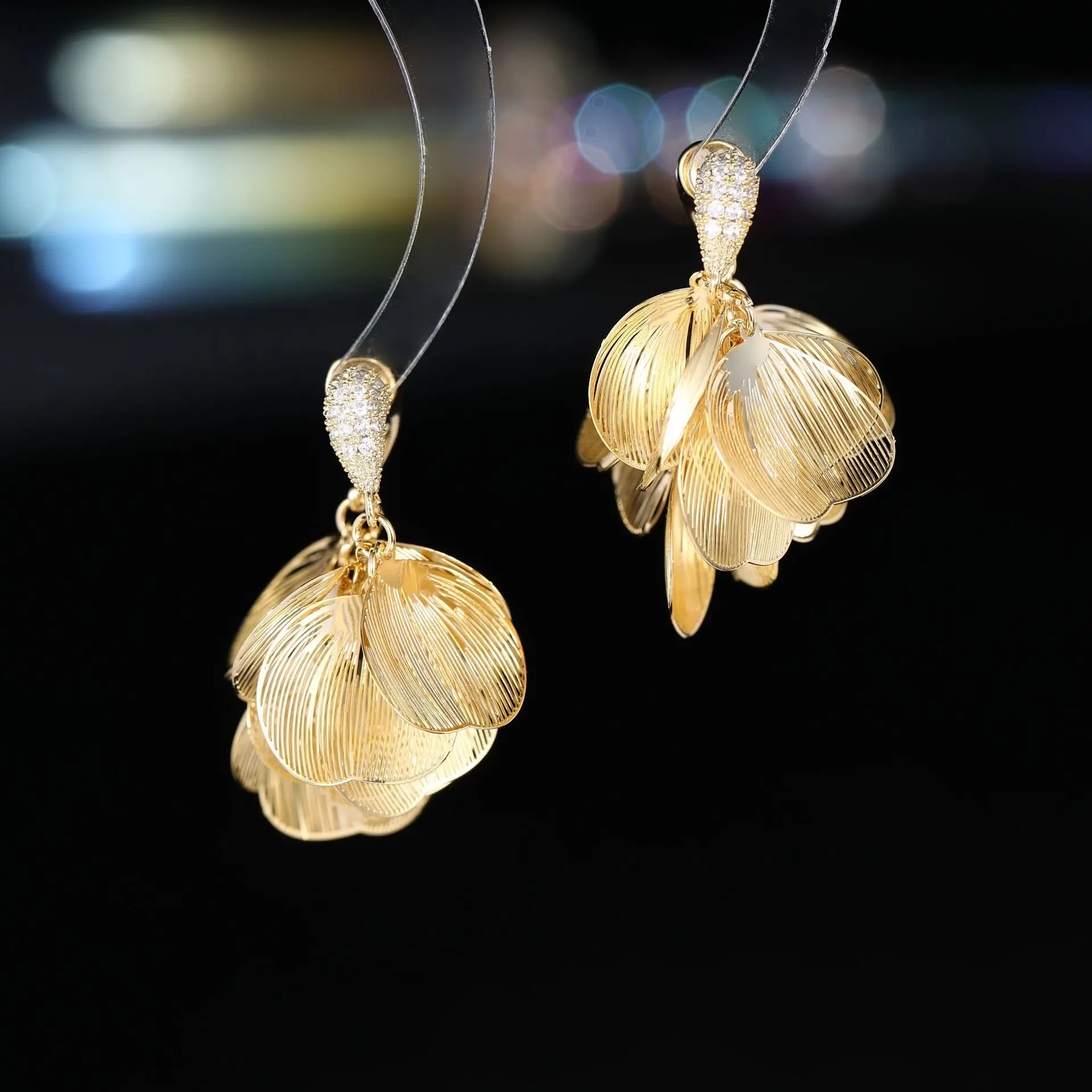Sunnice S925 Silver Needle French Super Fairy Brushed Luxury Hanging Fashion Earrings Big Petal Flower Shape Female Jewelry
Sunnice S925 Silver Needle French Super Fairy Brushed Luxury Hanging Fashion Earrings Big Petal Flower Shape Female Jewelry