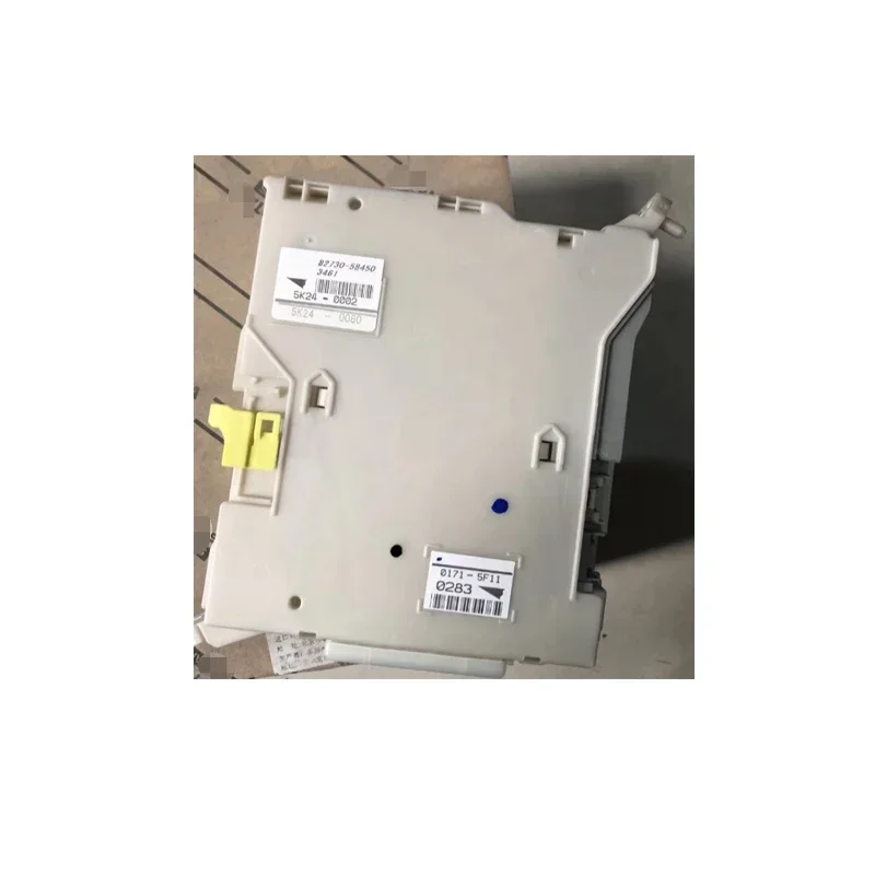 For Toyota Alphard Veffire Fuse Box Assembly Body Computer Version Control Unit 82730-58450
For Toyota Alphard Veffire Fuse Box Assembly Body Computer Version Control Unit 82730-58450