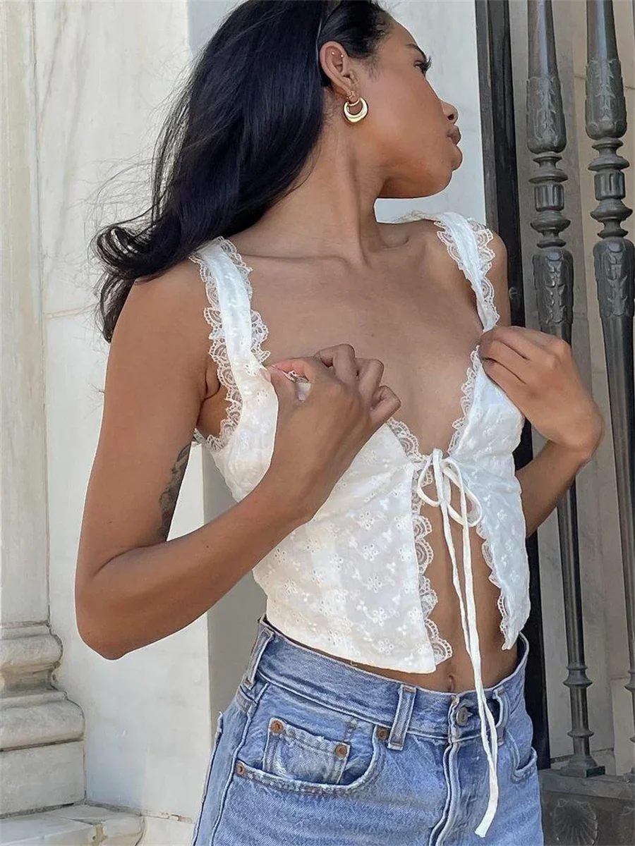 Chic Lace Ruffle Trim Vest Tops Women Summer White Tank Tops Elegant Casual Street Party Straps Low Cut Tie Up Crop Tops
Chic Lace Ruffle Trim Vest Tops Women Summer White Tank Tops Elegant Casual Street Party Straps Low Cut Tie Up Crop Tops
