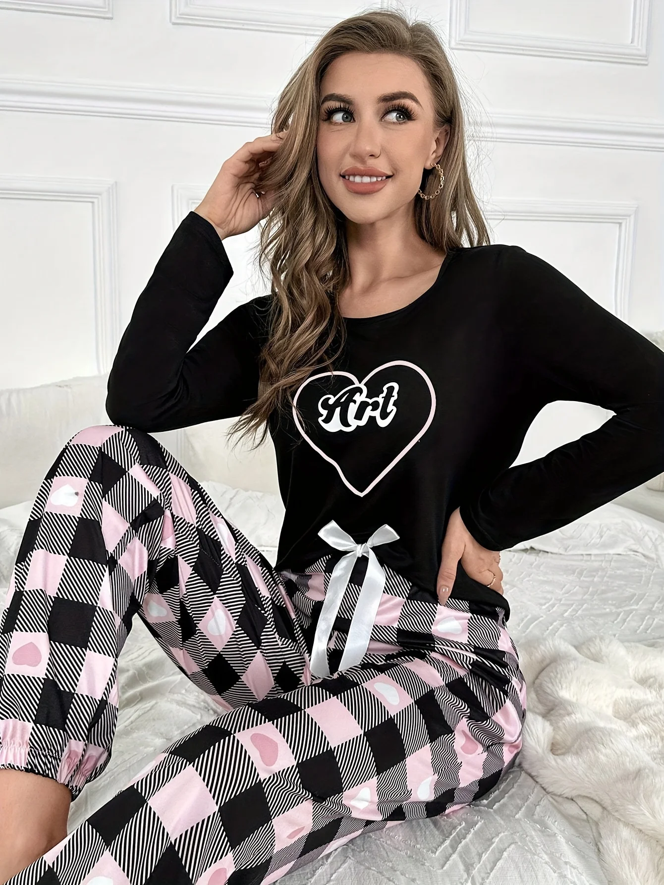 Women's long-sleeved T-shirt and elastic pants pajamas fall spring clothes home clothes 2-piece leisure love plaid printed pajam
Women's long-sleeved T-shirt and elastic pants pajamas fall spring clothes home clothes 2-piece leisure love plaid printed pajam