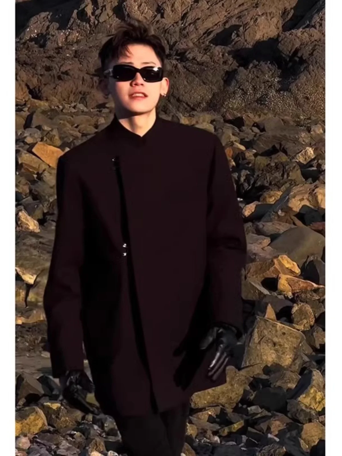 New Chinese Sle oulder Pad Men's Suit Jaet Spring Autumn High Sensation Haome Stand Collar Zhongan Tang Costume
New Chinese Sle oulder Pad Men's Suit Jaet Spring Autumn High Sensation Haome Stand Collar Zhongan Tang Costume