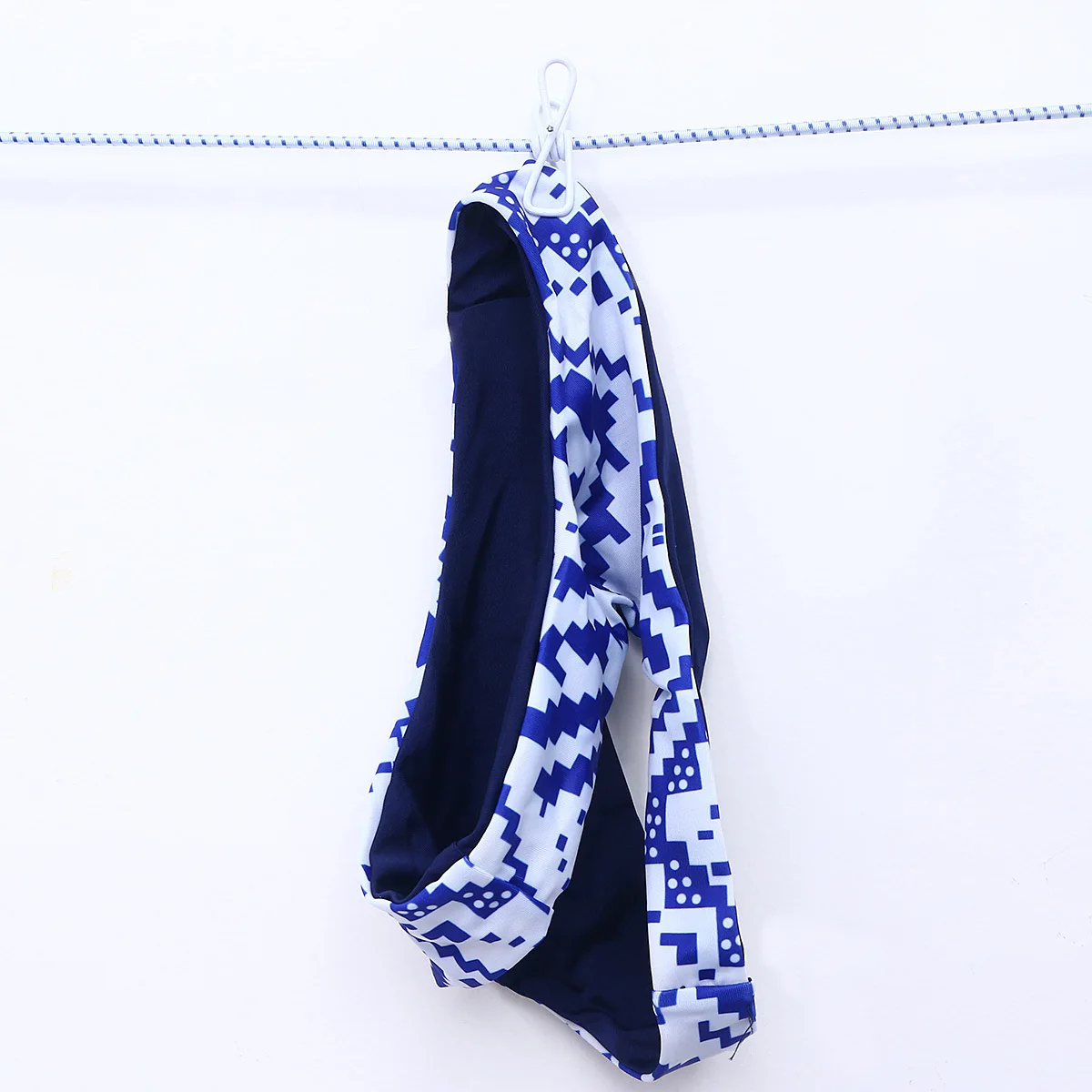 Elastic Clothesline Portable Windproof Drying Rope For Travel Camping Home Outdoor Lightweight Clothes Drying Line
Elastic Clothesline Portable Windproof Drying Rope For Travel Camping Home Outdoor Lightweight Clothes Drying Line