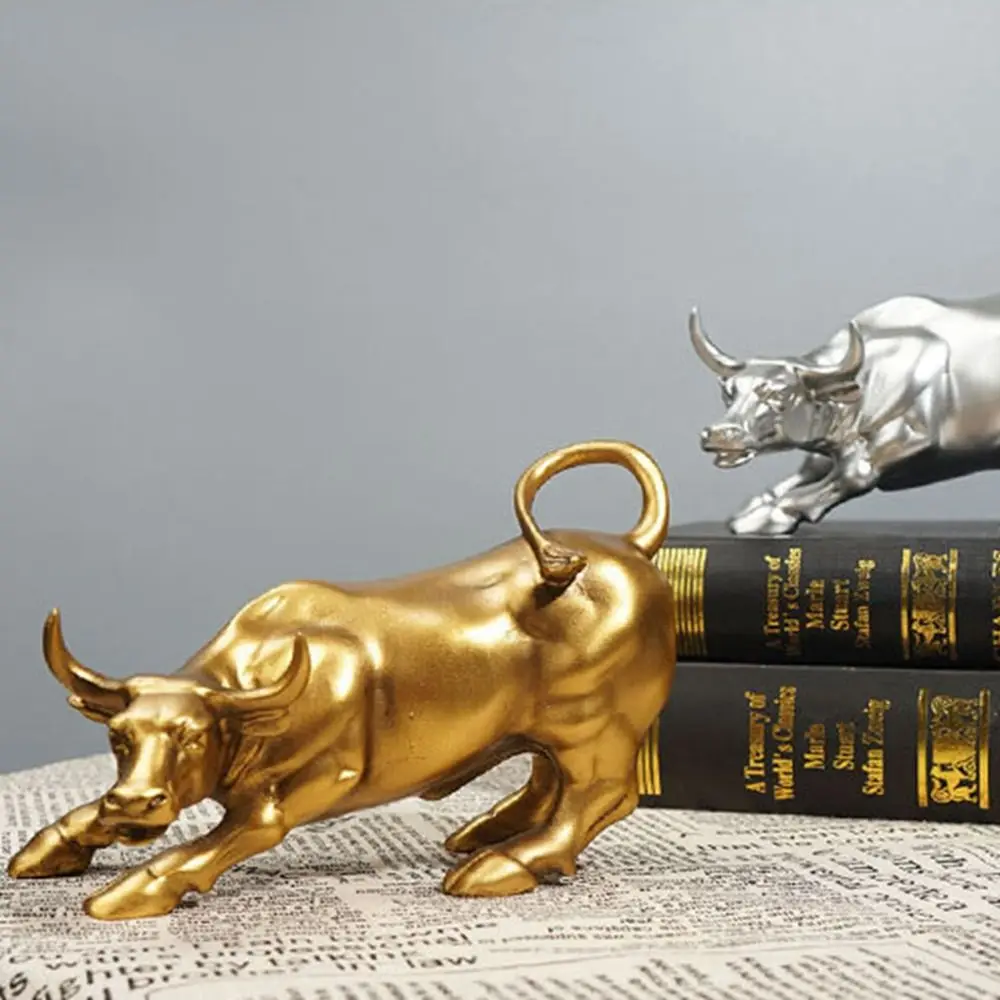 Feng Shui Wall Street Bull Statue Light Luxury Fortune Golden OX Resin Figurine Handmade Stock Market Mascot Sculpture
Feng Shui Wall Street Bull Statue Light Luxury Fortune Golden OX Resin Figurine Handmade Stock Market Mascot Sculpture