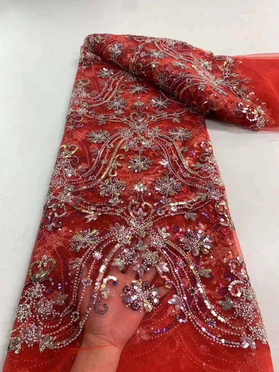 Red Latest African Lace Fabric Embroidery French Mesh Lace Fabric With Sequins Nigerian Beads Tulle Lace For Party Wedding Dress
Red Latest African Lace Fabric Embroidery French Mesh Lace Fabric With Sequins Nigerian Beads Tulle Lace For Party Wedding Dress