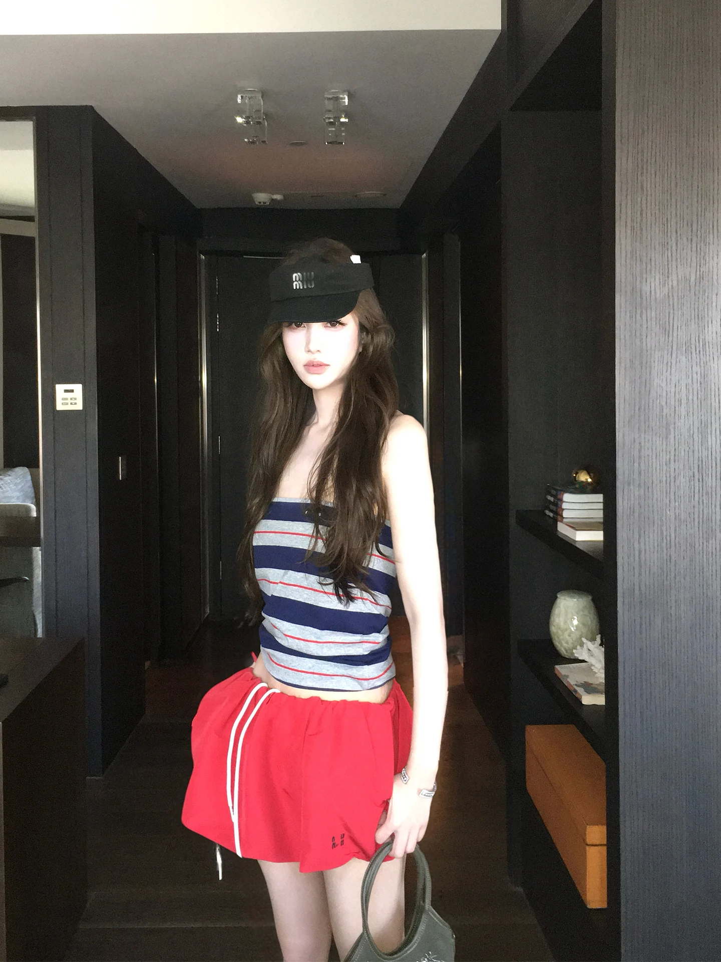 Топ Amor Original Stripe Crop Top: Сексуальный женский жилет, оригинальная версия, открытая коллекция, тонкий материал, для повседневной носки, верхняя одежда для женщин
Топ Amor Original Stripe Crop Top: Сексуальный женский жилет, оригинальная версия, открытая коллекция, тонкий материал, для повседневной носки, верхняя одежда для женщин