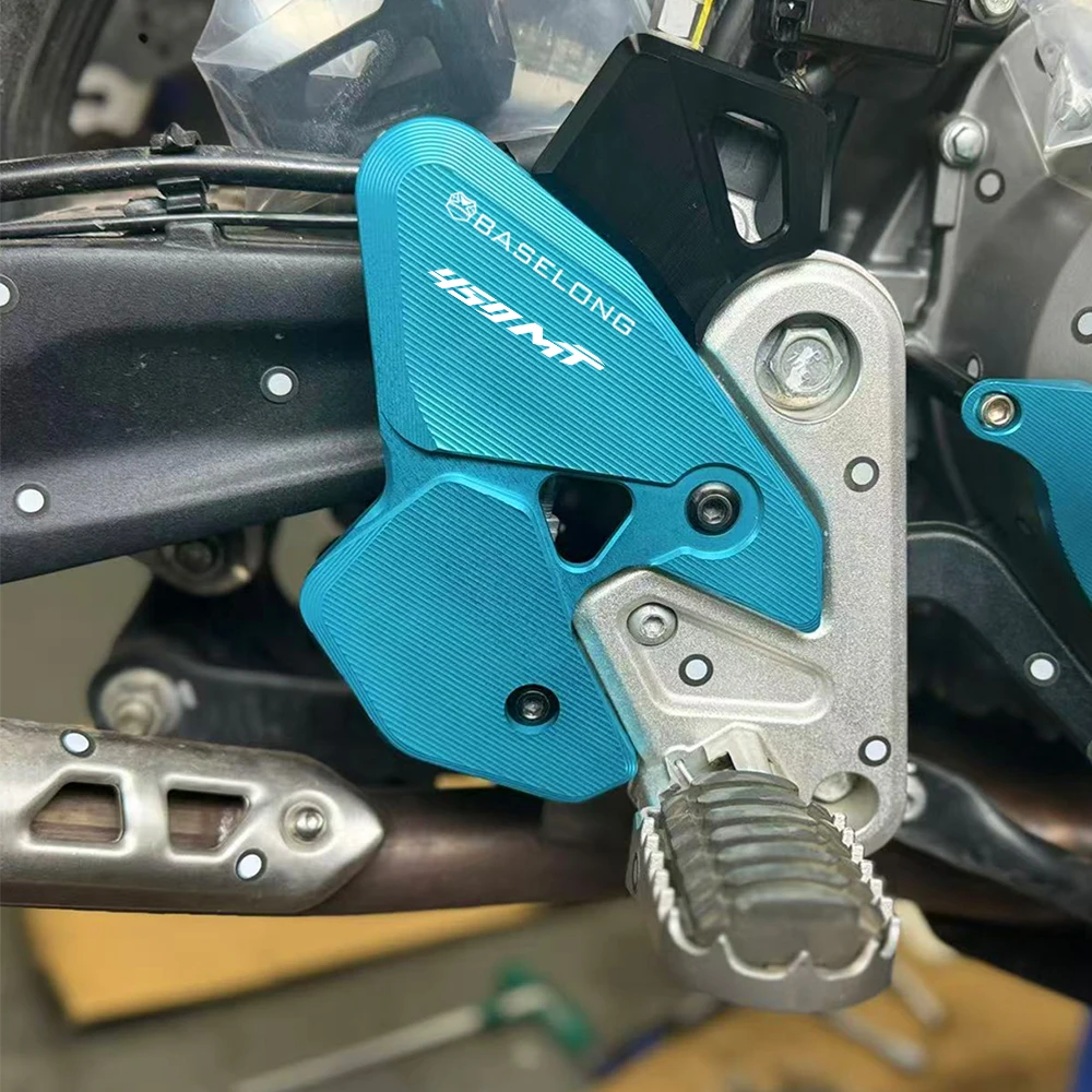 2025 2026 Motorcycle Foot Peg Rest Protector Rear Heel Guard For CFMOTO CF MOTO 450 MT 450MT 2023 2024 450 Ibex 450 800NK 800 NK
2025 2026 Motorcycle Foot Peg Rest Protector Rear Heel Guard For CFMOTO CF MOTO 450 MT 450MT 2023 2024 450 Ibex 450 800NK 800 NK