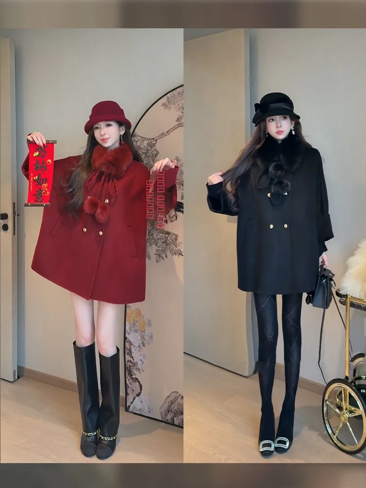 Модное шерстяное пальто женское длинное, с круглым вырезом, зимняя верхняя одежда с меховым воротником, повседневное, ручной работы, с вышивкой
Модное шерстяное пальто женское длинное, с круглым вырезом, зимняя верхняя одежда с меховым воротником, повседневное, ручной работы, с вышивкой