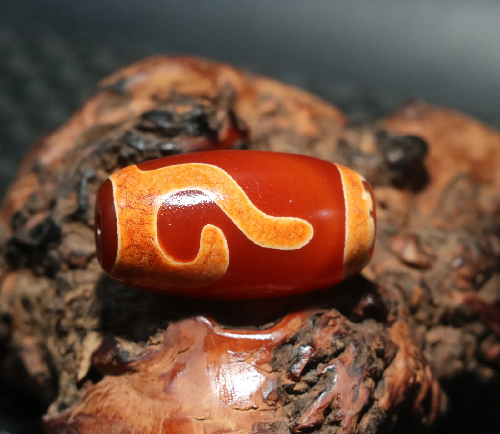 CONGXINZAI1005009037751106 Энергетический тибетский старый агат красного цвета Ruyi As U Wish Гравированный фэншуй Лучшая покупка Подвеска из бисера с большим барабаном Dzi
CONGXINZAI1005009037751106 Энергетический тибетский старый агат красного цвета Ruyi As U Wish Гравированный фэншуй Лучшая покупка Подвеска из бисера с большим барабаном Dzi