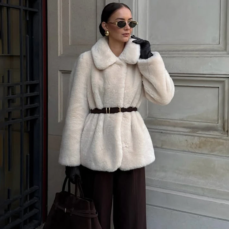 Tornova Fashion Belt Faux Fur Coat For Women Autumn Winter New White Luxurious Overcoat 2025 Warm Streetwear Short Jacket Coat
Tornova Fashion Belt Faux Fur Coat For Women Autumn Winter New White Luxurious Overcoat 2025 Warm Streetwear Short Jacket Coat