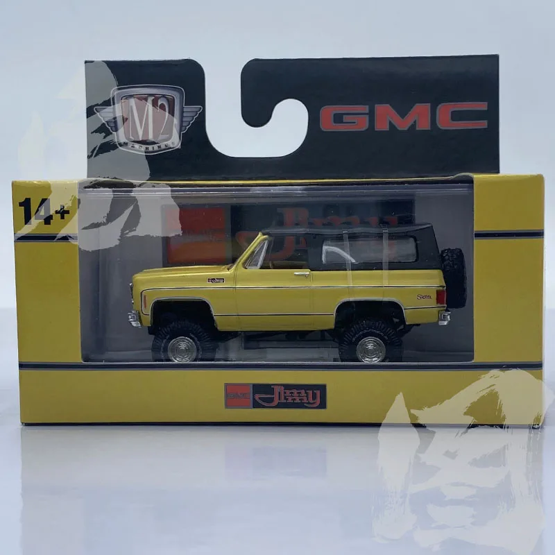Модель автомобиля M2 Machines 1/64 1973 GMC Jimmy Sierra 4X4 Pickup Truck, литая, статическая, для коллекции, декоративная, праздничный подарок, игрушка
Модель автомобиля M2 Machines 1/64 1973 GMC Jimmy Sierra 4X4 Pickup Truck, литая, статическая, для коллекции, декоративная, праздничный подарок, игрушка