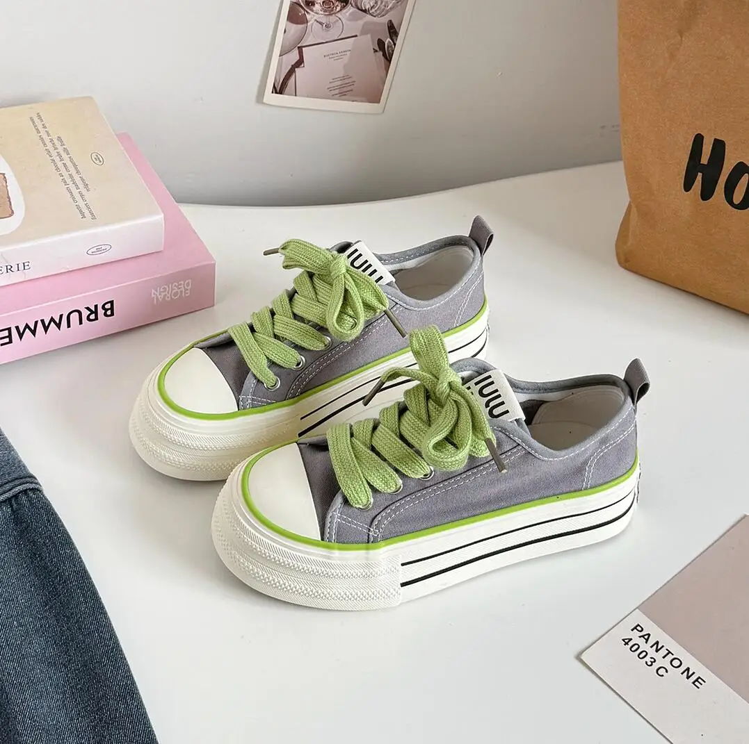 2026 Women's Canvas Vulcanized Spring Summer Casual Sneakers Comfortable Fashion Walk Shoes
2026 Women's Canvas Vulcanized Spring Summer Casual Sneakers Comfortable Fashion Walk Shoes