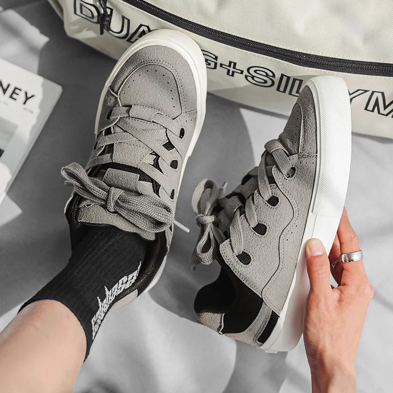 Shoes for Men Pu Leather Low Sneakers Luxury Design Men's Shoes Flat Lace-Up stitching Vintage Hip Pop Streetwear Women Shoes
Shoes for Men Pu Leather Low Sneakers Luxury Design Men's Shoes Flat Lace-Up stitching Vintage Hip Pop Streetwear Women Shoes
