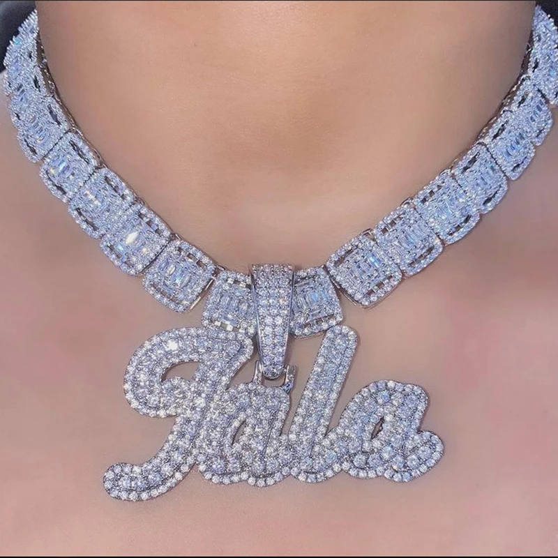 Uwin Custom Brush Cursive Letter Pendant Name Necklace Baguettes Chain Micro Paved CZ Personalized Hiphop Jewelry
Uwin Custom Brush Cursive Letter Pendant Name Necklace Baguettes Chain Micro Paved CZ Personalized Hiphop Jewelry