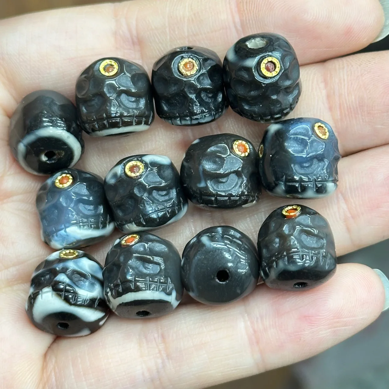 DIY Tone Decorative Carved Bead Loose for Jewelry Making Accessory
DIY Tone Decorative Carved Bead Loose for Jewelry Making Accessory