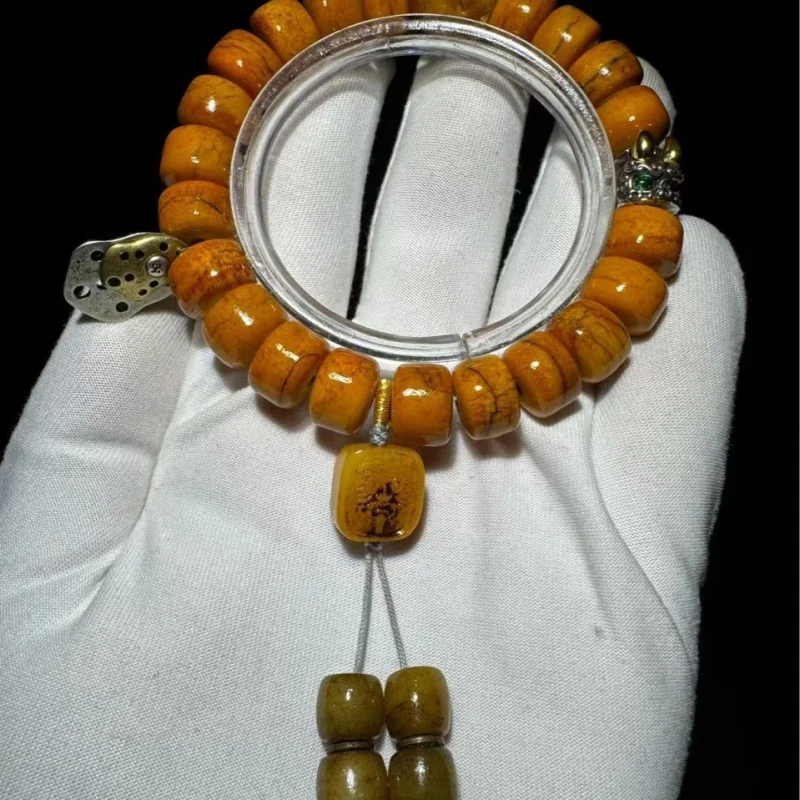 Tibetan bone bracelet, feels like jade, suitable gifting or personal,
Tibetan bone bracelet, feels like jade, suitable gifting or personal,