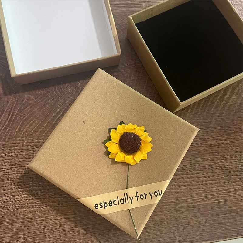 Cardboard Kraft Paper Jewelry Box with Sponge Sunflower Square Necklace Earring Ring Jewellery Set Gift Box Packing Display Case
Cardboard Kraft Paper Jewelry Box with Sponge Sunflower Square Necklace Earring Ring Jewellery Set Gift Box Packing Display Case