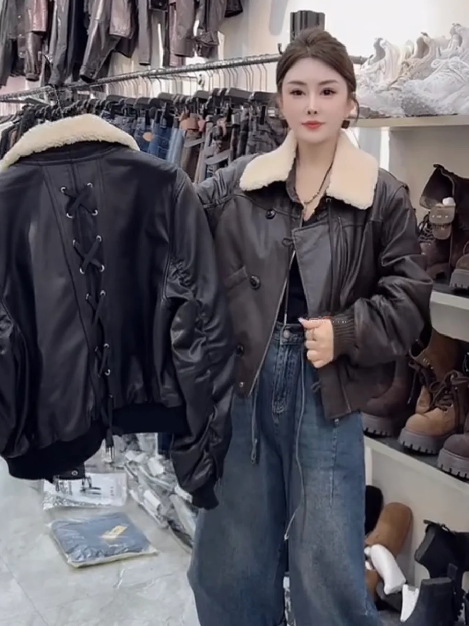 Модная повседневная женская куртка из натуральной кожи с добавлением хлопка, свободного кроя, из овчины, с меховым воротником, для невысоких женщин
Модная повседневная женская куртка из натуральной кожи с добавлением хлопка, свободного кроя, из овчины, с меховым воротником, для невысоких женщин