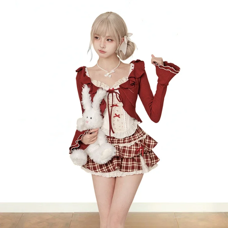 Kawaii Lolita Style Sweet Комплект из 3 предметов Женский милый короткий кардиган с бантом и цветочным принтом Жилет Y2k Плед Мини-юбки Женский корейский костюм 2025
Kawaii Lolita Style Sweet Комплект из 3 предметов Женский милый короткий кардиган с бантом и цветочным принтом Жилет Y2k Плед Мини-юбки Женский корейский костюм 2025