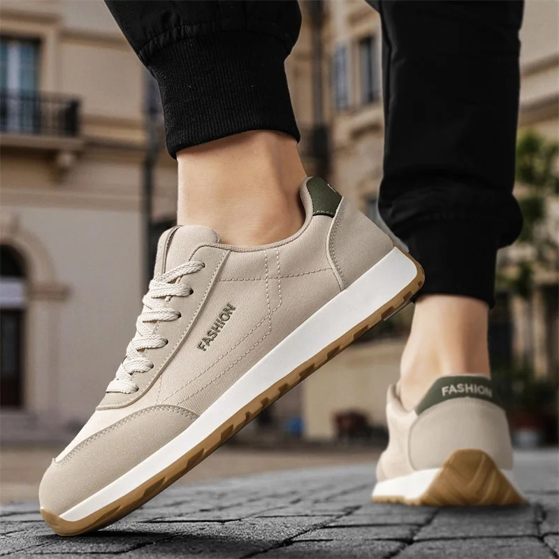 Мужская спортивная обувь, легкие гоночные кроссовки из карбоновой пластины, зимняя амортизация, противоскользящие, износостойкие, дышащие.
Мужская спортивная обувь, легкие гоночные кроссовки из карбоновой пластины, зимняя амортизация, противоскользящие, износостойкие, дышащие.