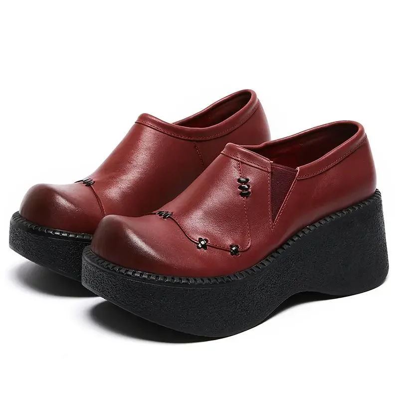 6.5CM Handmade Wedges Heel Shoes Women Wide Head Design Genuine Leather Slip On Loafers Comfort Versatile Casual Lady Shoes
6.5CM Handmade Wedges Heel Shoes Women Wide Head Design Genuine Leather Slip On Loafers Comfort Versatile Casual Lady Shoes