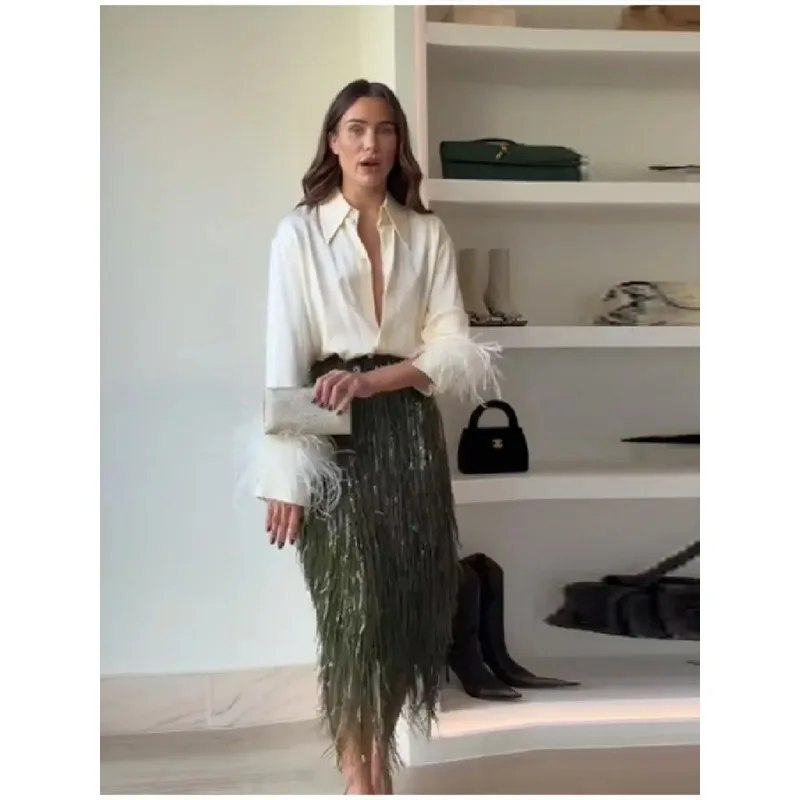 2026 New Spring AutumnY2k Outwears Lady Low Waist Package Hip Green Tassel Skirt Chic Shinny Party Vacation Faux Grass Skirt
2026 New Spring AutumnY2k Outwears Lady Low Waist Package Hip Green Tassel Skirt Chic Shinny Party Vacation Faux Grass Skirt