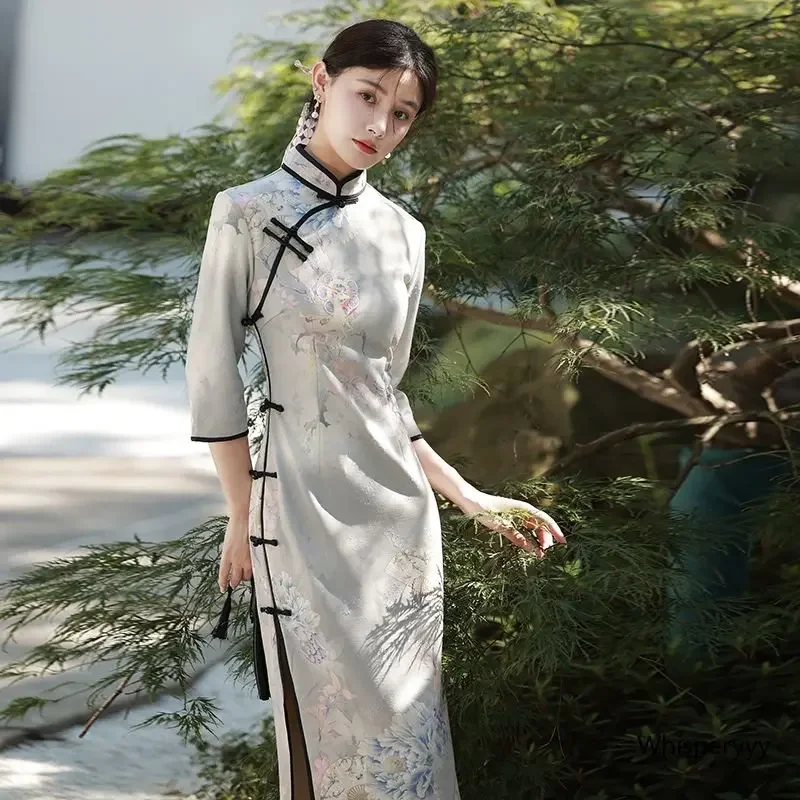 Improved Cheongsam 2024 New Young Retro High-end Temperament Dress Long Spring Qipao Women Chinese Style Modern Fashion
Improved Cheongsam 2024 New Young Retro High-end Temperament Dress Long Spring Qipao Women Chinese Style Modern Fashion