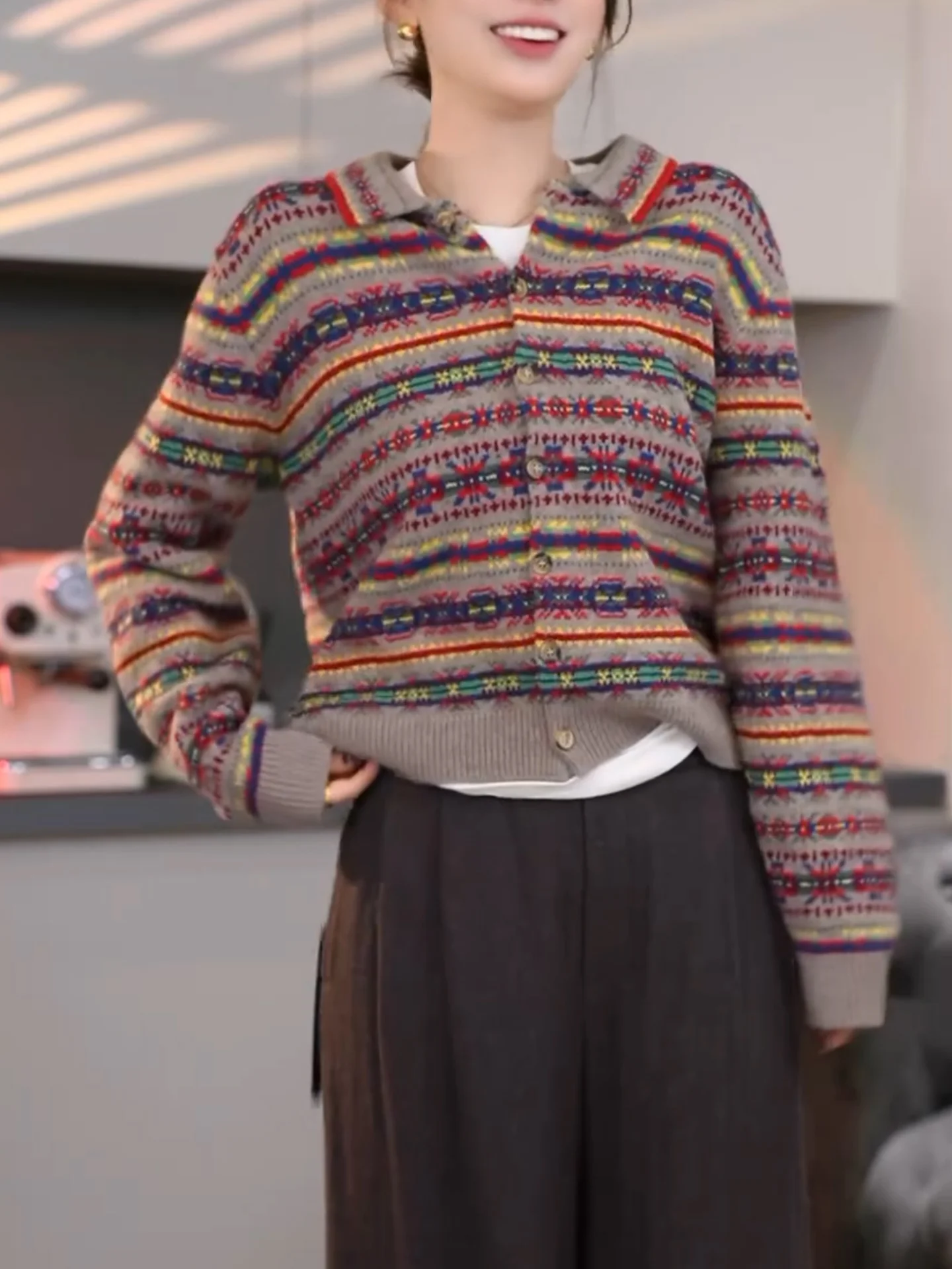 Вязаный открытый кардиган, женский осенне-зимний свитер с воротником, джемпер больших размеров, новый Sle в стиле ретро для поездок на работу
Вязаный открытый кардиган, женский осенне-зимний свитер с воротником, джемпер больших размеров, новый Sle в стиле ретро для поездок на работу