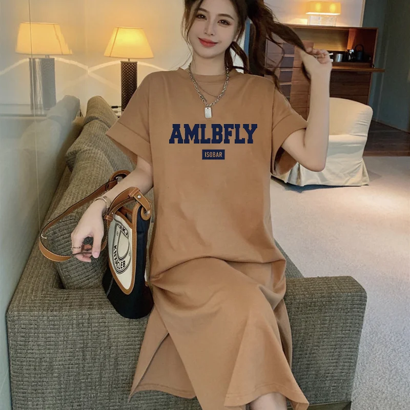 Women's Casual T-shirt Dress Plus Size Summer Letter Print Loose Short Sleeve Long Dress O-neck Side Split Streetwear
Women's Casual T-shirt Dress Plus Size Summer Letter Print Loose Short Sleeve Long Dress O-neck Side Split Streetwear