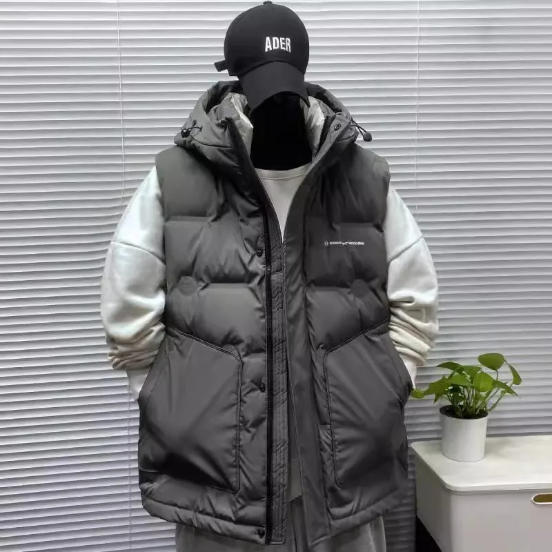 Мужской утепленный жилет-безрукавка из хлопка с капюшоном, размер 300, для осени и зимы, теплый, в стиле American Casual
Мужской утепленный жилет-безрукавка из хлопка с капюшоном, размер 300, для осени и зимы, теплый, в стиле American Casual