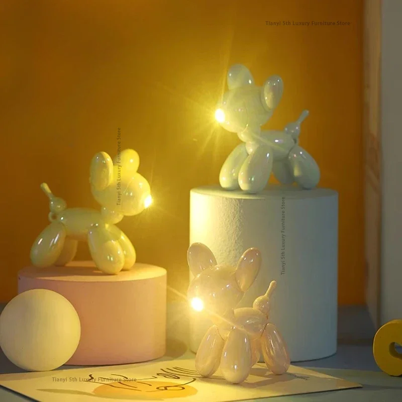 Скандинавский воздушный шар, миниатюры щенка, ночник, оригинальность, подарки, фигурки друзей, атмосфера спальни, домашний декор, статуэтка FYFM
Скандинавский воздушный шар, миниатюры щенка, ночник, оригинальность, подарки, фигурки друзей, атмосфера спальни, домашний декор, статуэтка FYFM