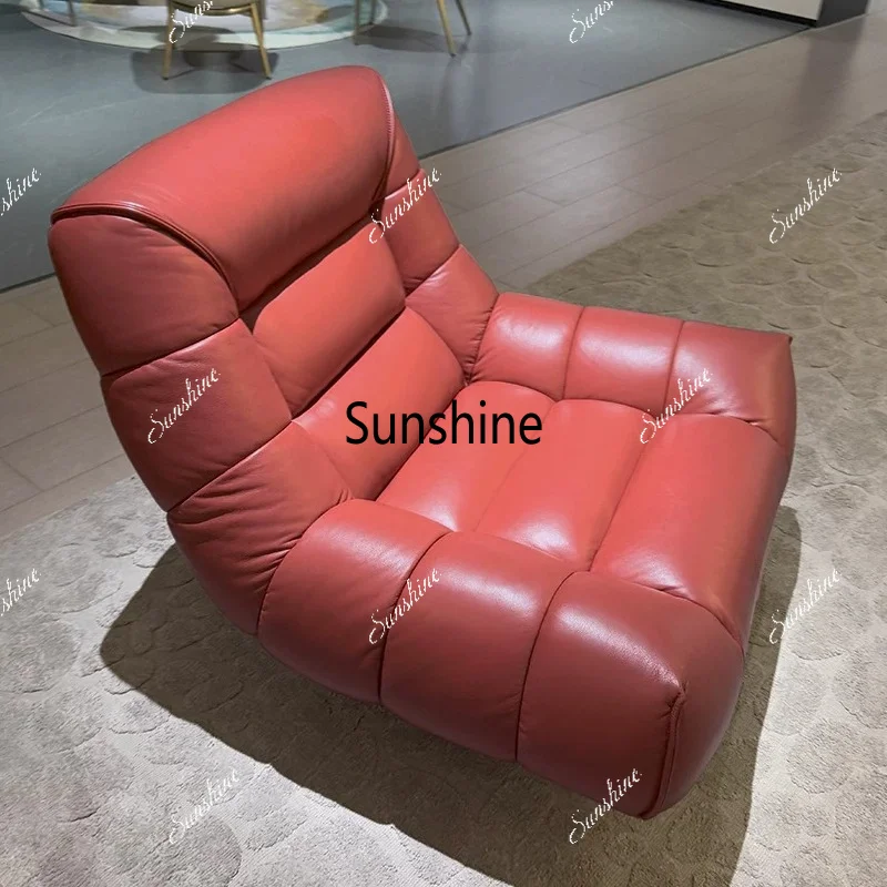 Italian-style minimalist sofa for leisure, home use, living room, and swivelable sofa chair
Italian-style minimalist sofa for leisure, home use, living room, and swivelable sofa chair