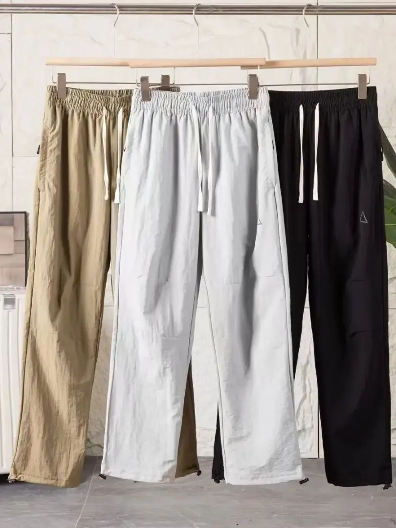 Легкие дышащие летние повседневные брюки свободного кроя для активного отдыха с прямыми штанинами, с завязками, водоотталкивающие, спортивные, свободного кроя
Легкие дышащие летние повседневные брюки свободного кроя для активного отдыха с прямыми штанинами, с завязками, водоотталкивающие, спортивные, свободного кроя