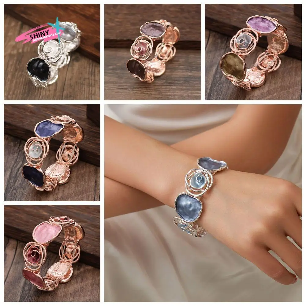 Enamel Colored Oil Rose Bracelet Elastic Buckle Geometric Hollowing Out Elastic Flower Bangle Classic Vintage
Enamel Colored Oil Rose Bracelet Elastic Buckle Geometric Hollowing Out Elastic Flower Bangle Classic Vintage